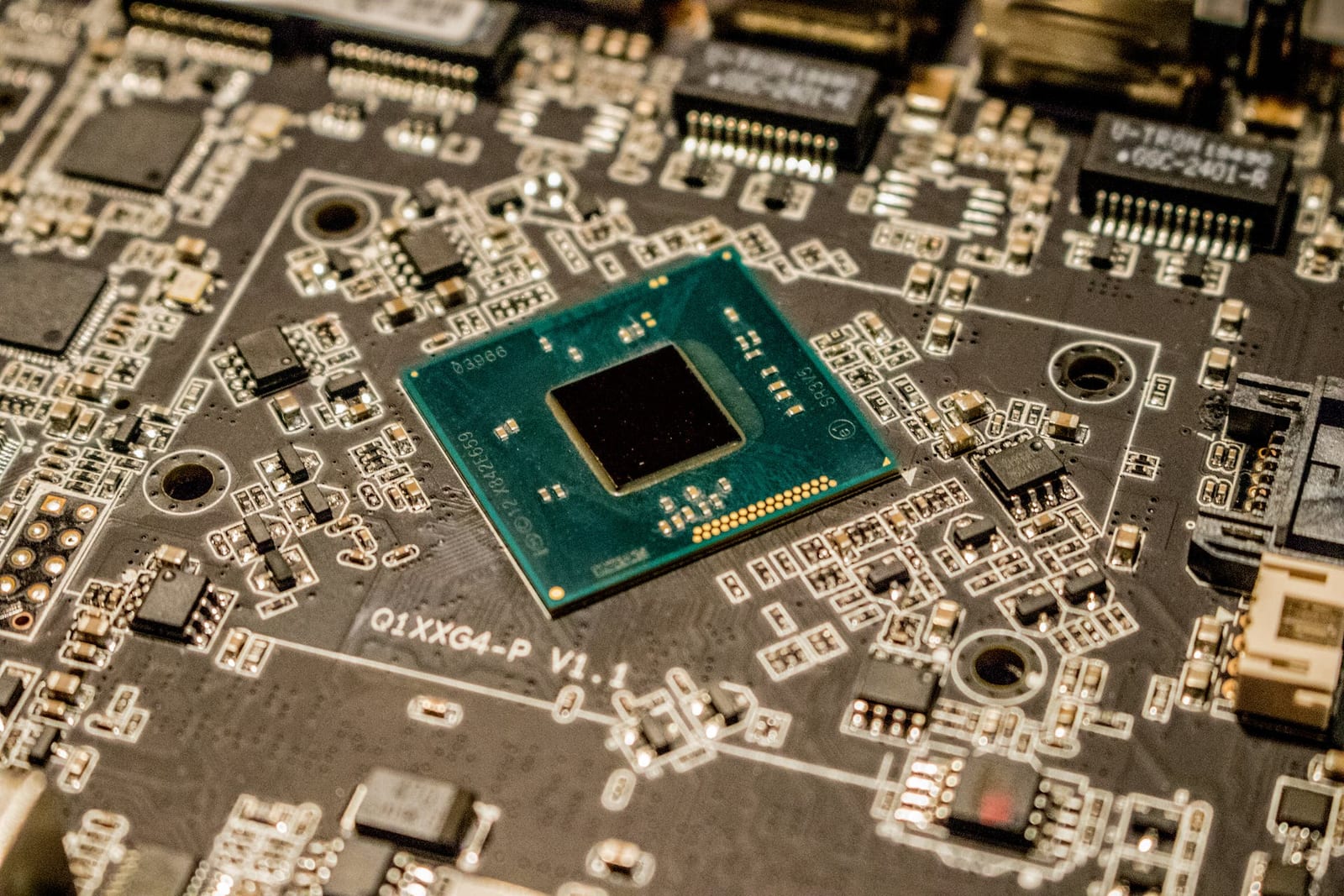 ASML - Continuous Integration mogelijk maken in de halfgeleiderindustrie